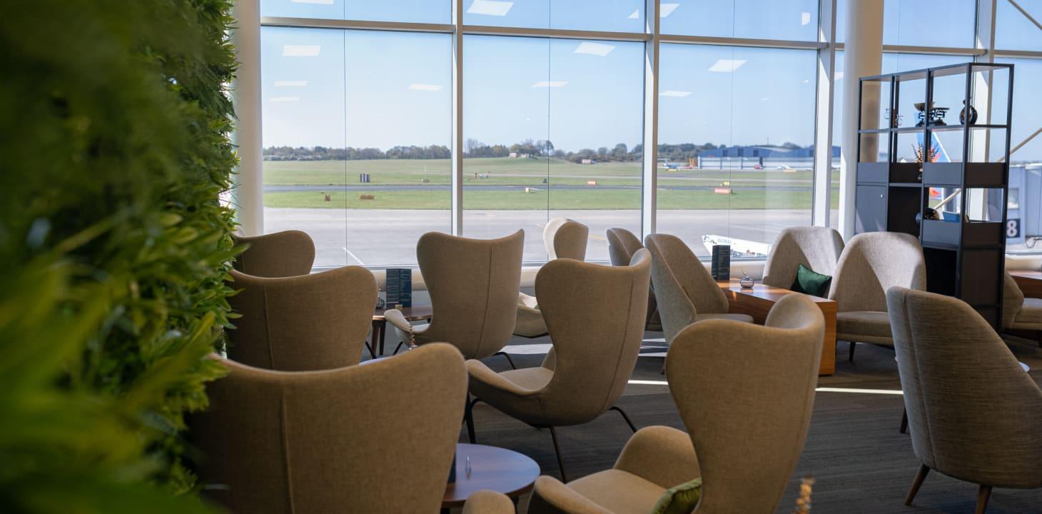 Runway club airport lounge